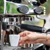 máquina de café expresso e cappuccino profissional para alugar Vila Sonia