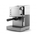 máquina de café expresso e cappuccino Real Park